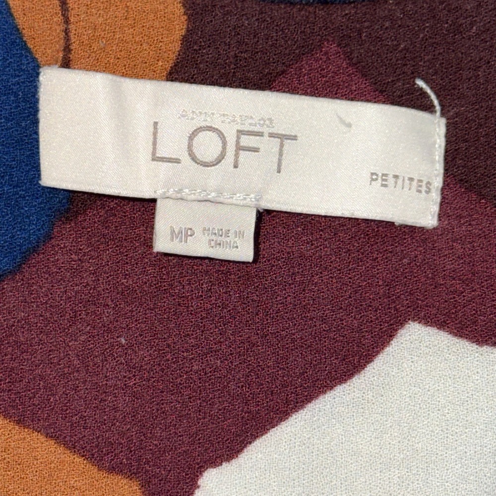 LOFT Sleeveless V-Neck Top Womens Medium Petite Abstract Painterly Print - Picture 3 of 7